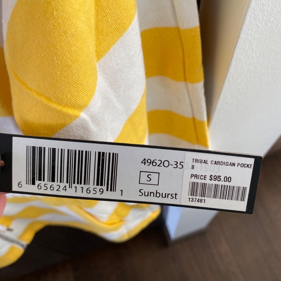 TRIBAL Zippered Cardigan (s) - Picture 3 of 7